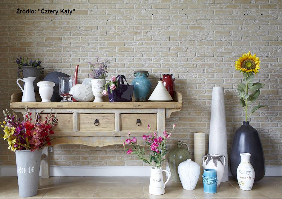 Kolekcja wazonów ceramicznych