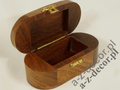 Wooden oval decorated box [AZ01572]