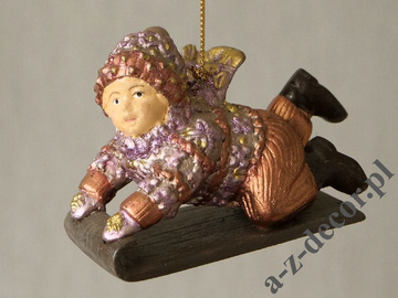 Dziecko z sankami 9cm zawieszka choinkowa [AZ01611]