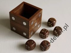Pudełko drewniane 6x6x6cm z kośćmi [AZ01571]
