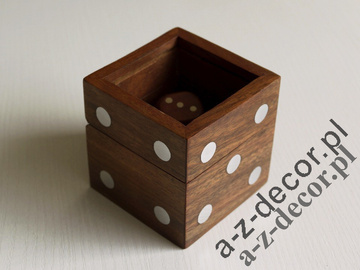 Pudełko drewniane 6x6x6cm z kośćmi [AZ01571]