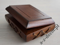 Wooden decorated box 17cm [AZ00520]
